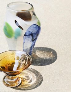 Vase And Object — Yang Yoo Wan
