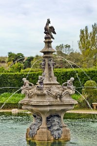 Sculptural group of the Medallions Lake