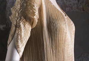 Delphos Dress, Detail — Mariano Fortuny
