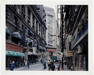 Jiangxi Zhong Lu, Shanghai 1996 (for Parkett No. 50 51) — Thomas Struth