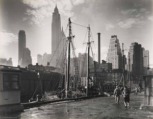 Fulton Street Dock, Manhattan Skyline