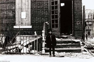 Untitled (boy In Front Of Condemned Building, East New York) — Frank Espada