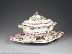 Covered Tureen On Stand — La Faïencerie De Niderviller