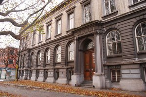 Angle De La Rue De Pitteurs Et De La Place Delcour, A Liege