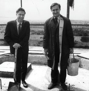 James Gowan And Jim Stirling Topping Out The Engineering Building, University Of Leicester — James Stirling Michael Wilford & Associates