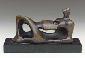 Reclining Figure 4 — Henry Moore