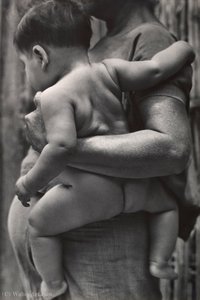 Mother And Child, Tehuantepec, Oaxaca, Mexico — Tina Modotti