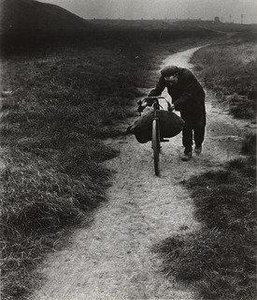 Coal Searcher Going Home To Jarrow — Bill Brandt