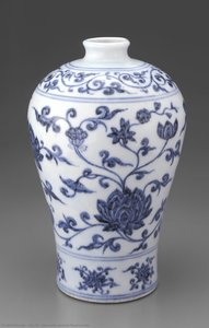 Vase With Painted Floral Scrolls — Zhu Di