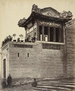 Chinese Merchant's House, Canton — Felice Beato