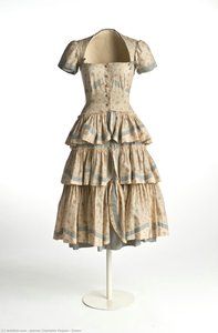 Dress — Jeanne Charlotte Paquin