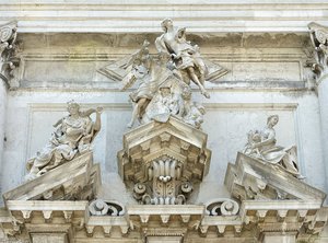 Dettaglio Della Facciata Della Chiesa Di San Stae A Venezia — Giuseppe Torretti, Neoclassicism