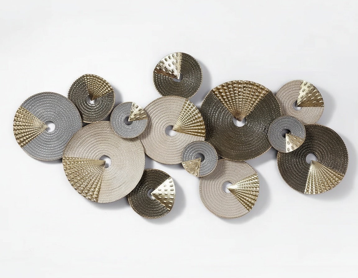 Layered Metal Wall Sculpture – Modern Geometric Art