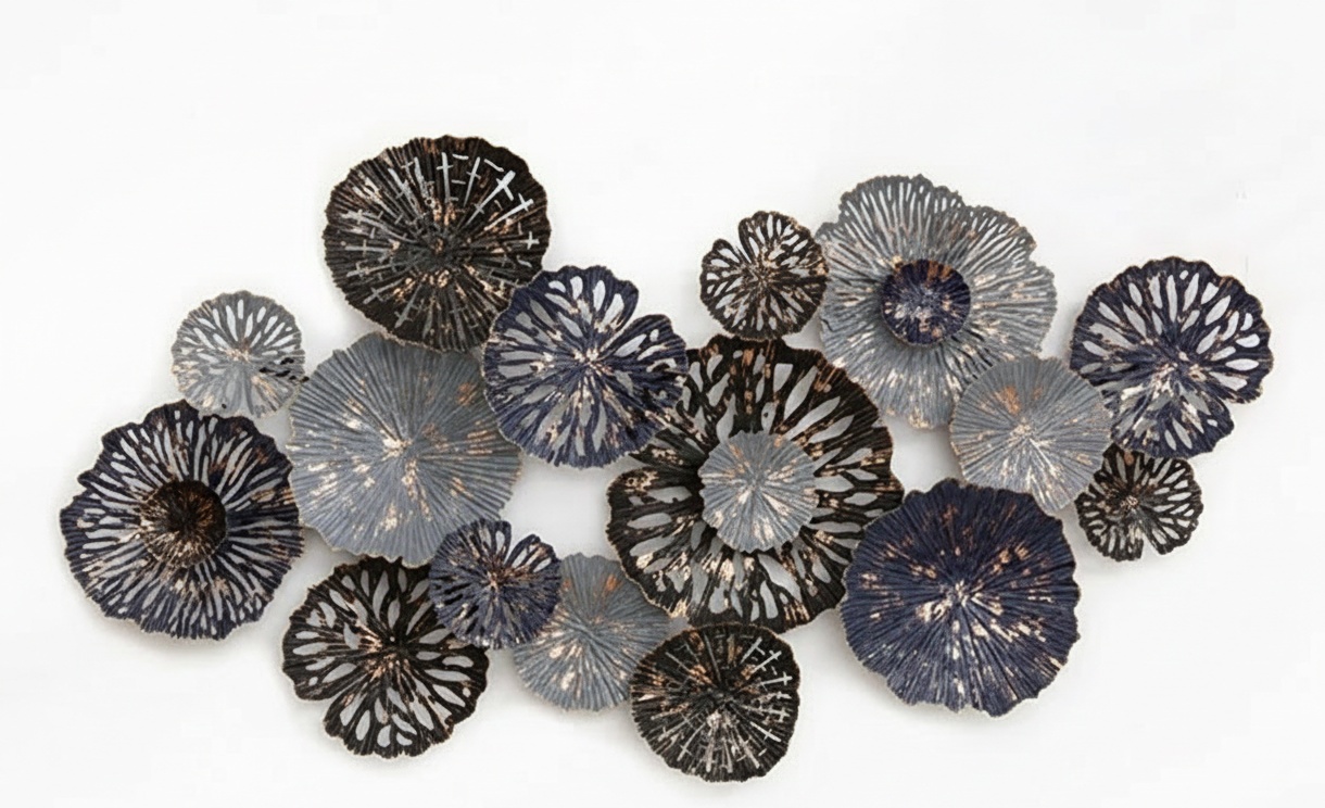 Nordic Metal Wall Sculpture – Abstract Circular Design