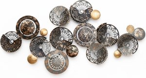Modern Metal Wall Sculpture – Nordic Circles in Bronze & Gold