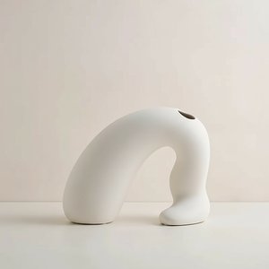 Sculptural Ceramic Flower Vase – Matte White Finish